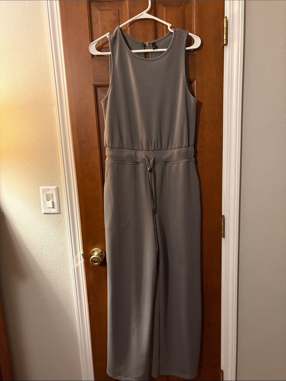 Sleeveless Gray-green Wide-Leg Jumpsuit with Drawstring Waist